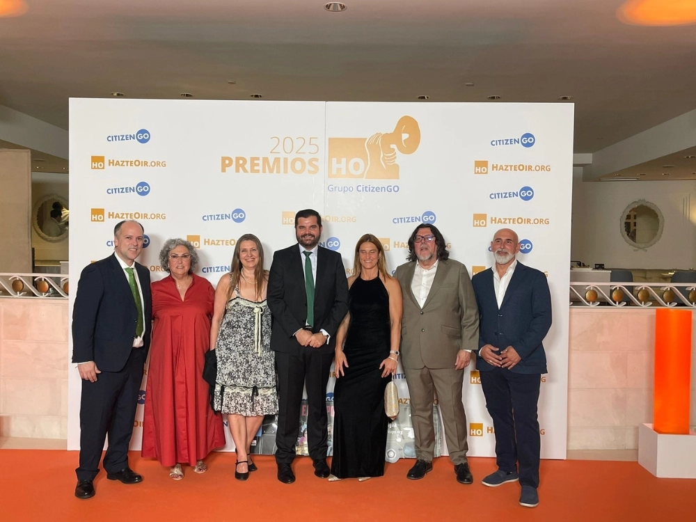 IUSTITIA EUROPA PREMIADA POR LA DEFENSA DE LAS LIBERTADES PÚBLICAS